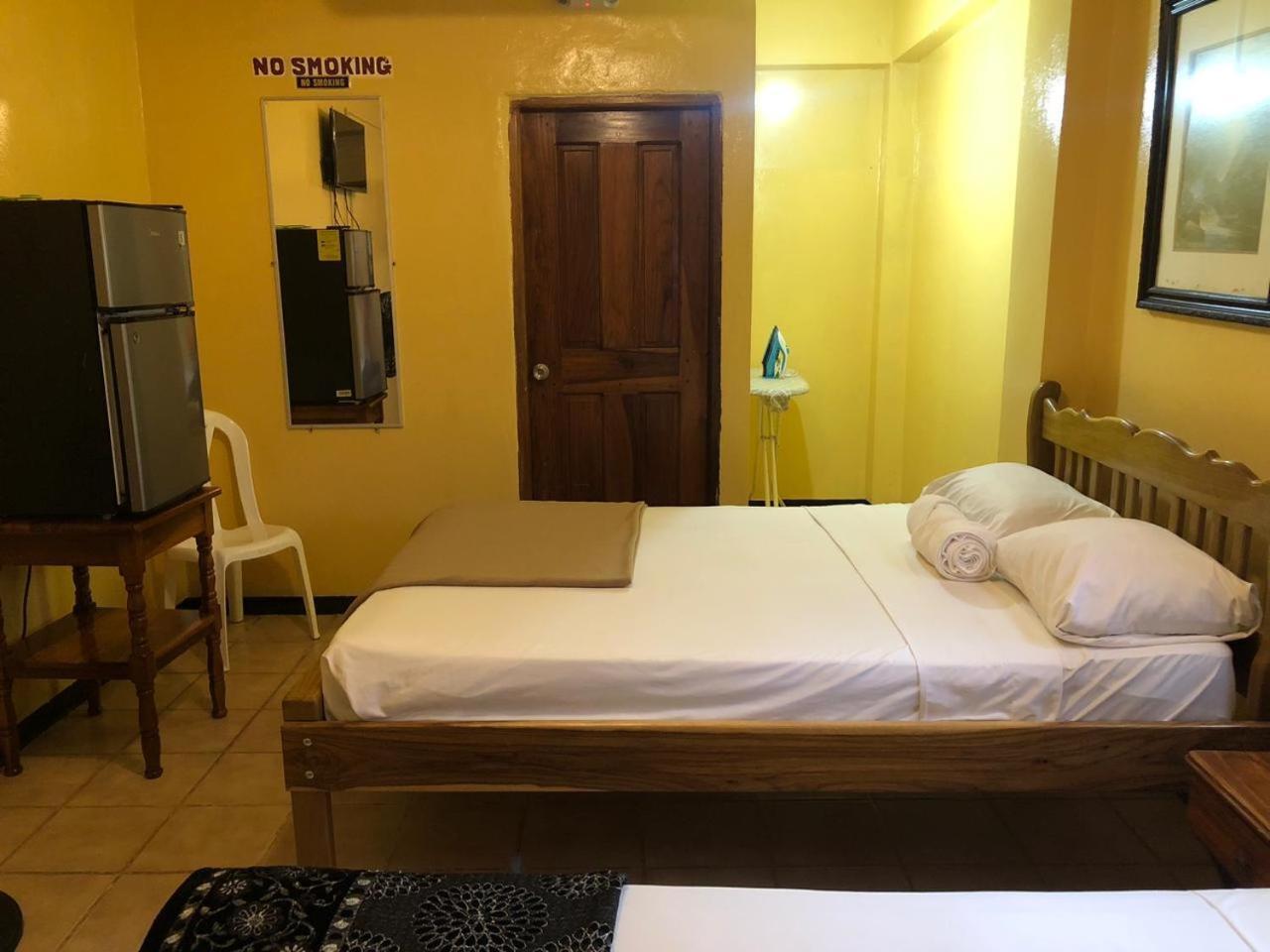 Chaleanor Hotel Dangriga Luaran gambar