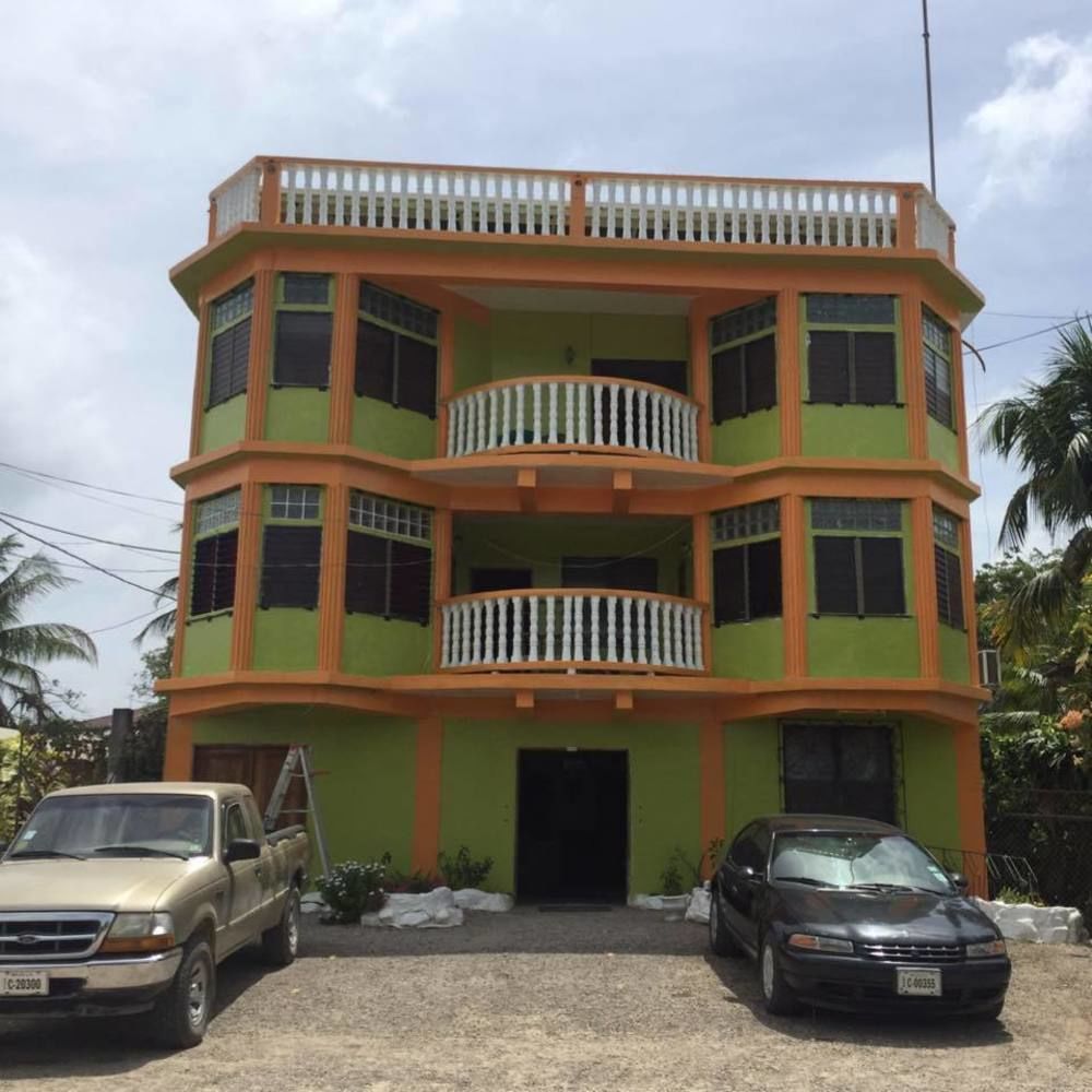 Chaleanor Hotel Dangriga Luaran gambar